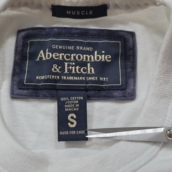 Abercrombie & Fitch Muscle T Shirt Men S White Felt Logo Applique SS Preppy Y2K - Picture 3 of 12
